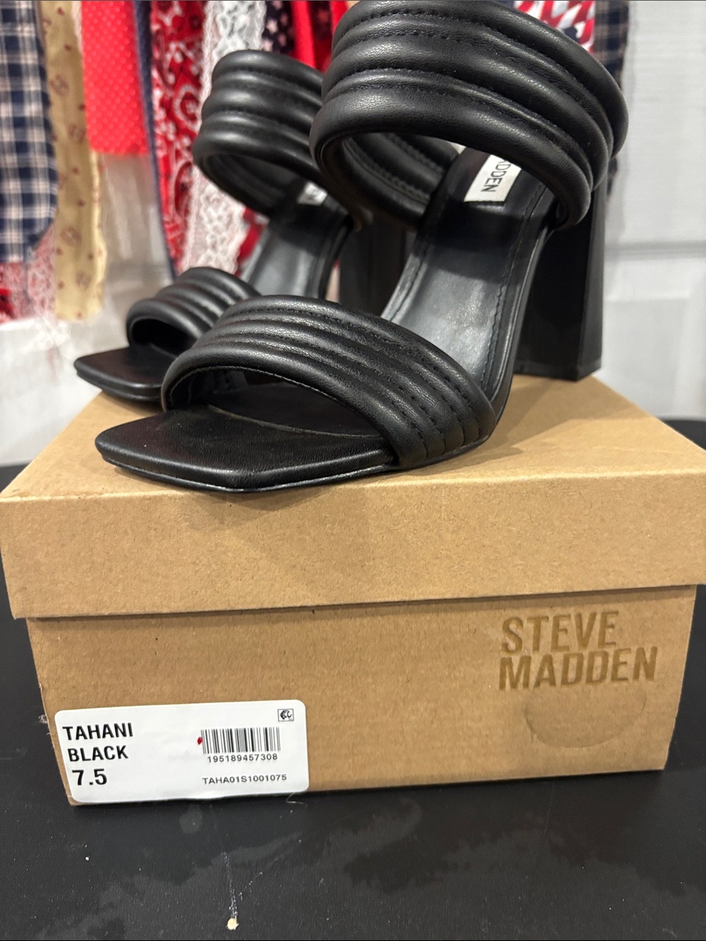 Steve Madden Black Quilted Double-Strap Block Heel Sandals Size 7.5